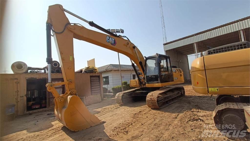 CAT 323D3 Εκσκαφείς με ερπύστριες