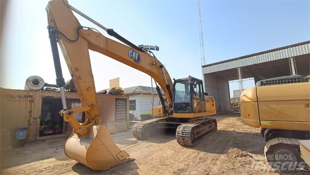 CAT 323D3 Εκσκαφείς με ερπύστριες