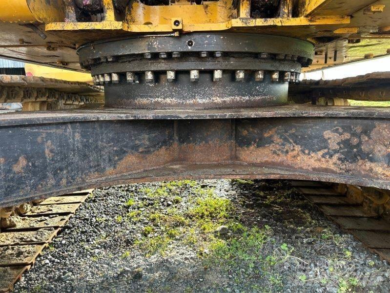CAT 323FL Εκσκαφείς με ερπύστριες