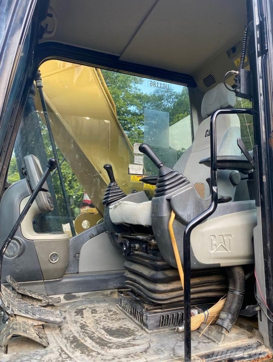 CAT 324DL Εκσκαφείς μεγάλης εμβέλειας