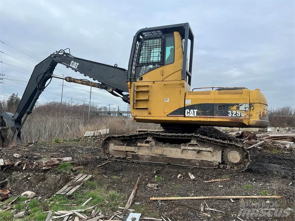 CAT 325C Αρθρωτοί φορτωτές