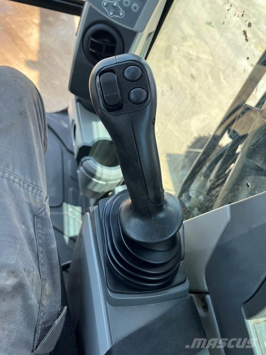 CAT 325FL Εκσκαφείς με ερπύστριες