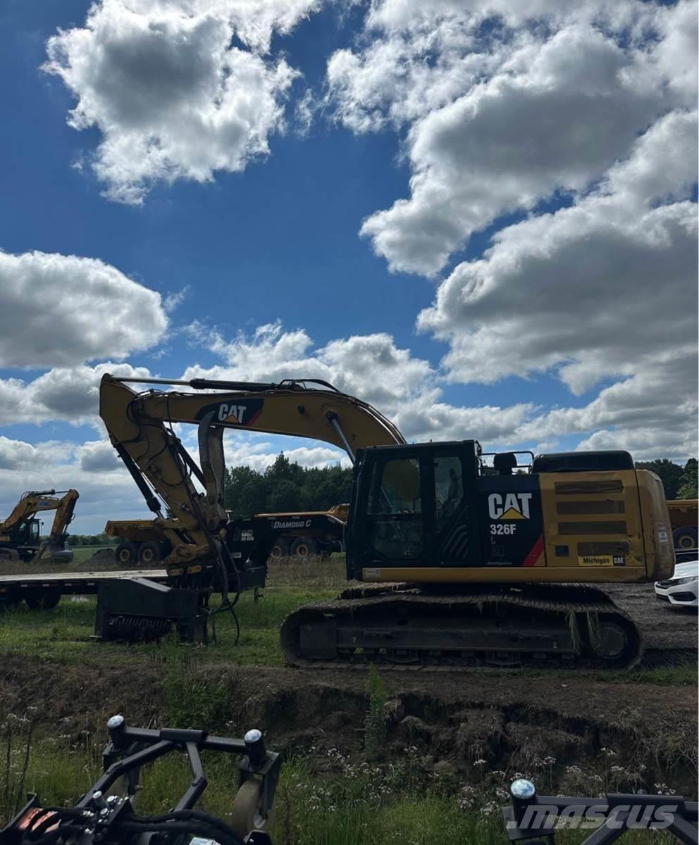 CAT 326FL Εκσκαφείς με ερπύστριες