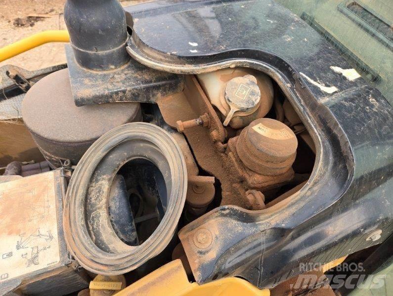 CAT 416E Εκσκαφείς Φορτωτές τύπου JCB