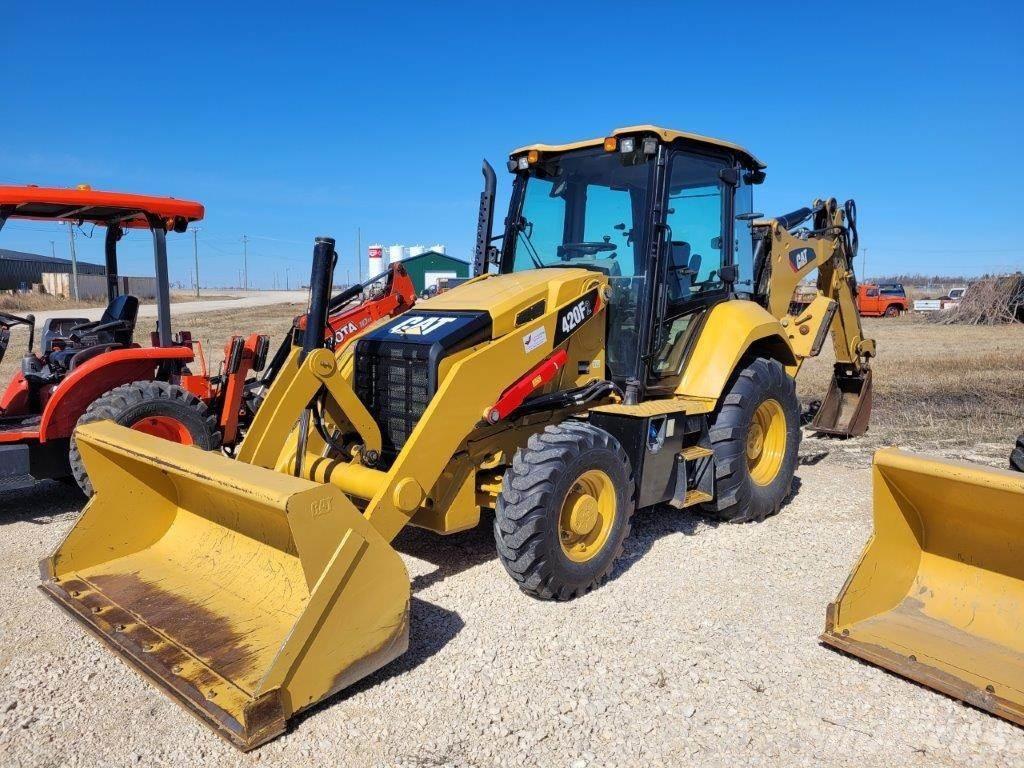 CAT 420F2 Εκσκαφείς Φορτωτές τύπου JCB