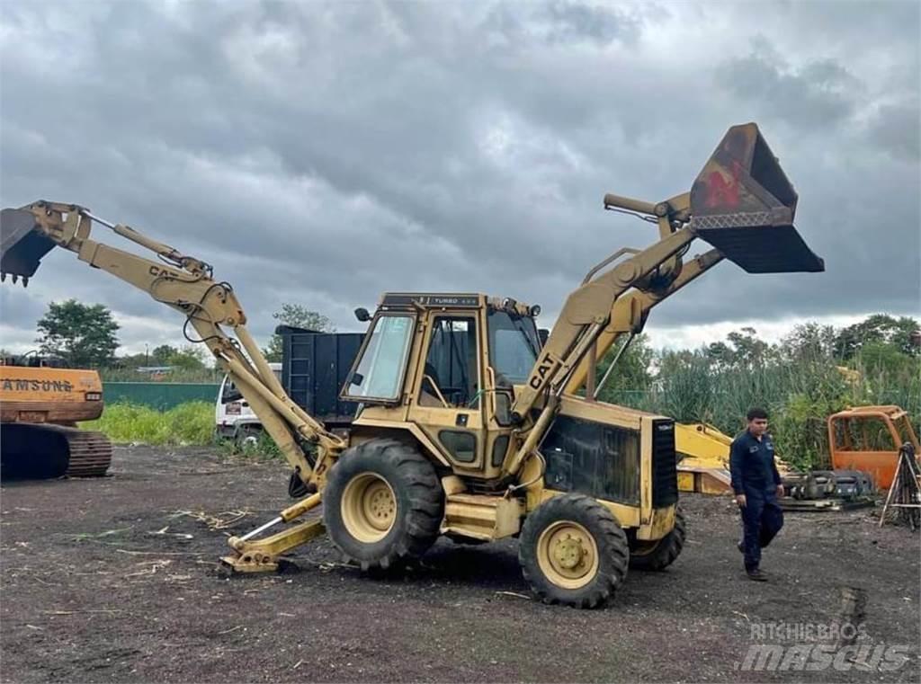 CAT 426 Εκσκαφείς Φορτωτές τύπου JCB
