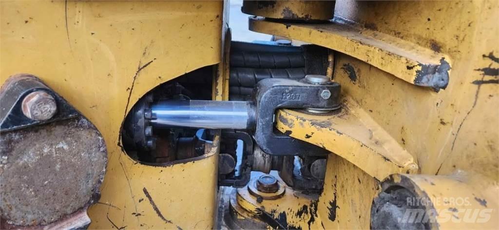 CAT 553C Κοπτικά ξυλείας