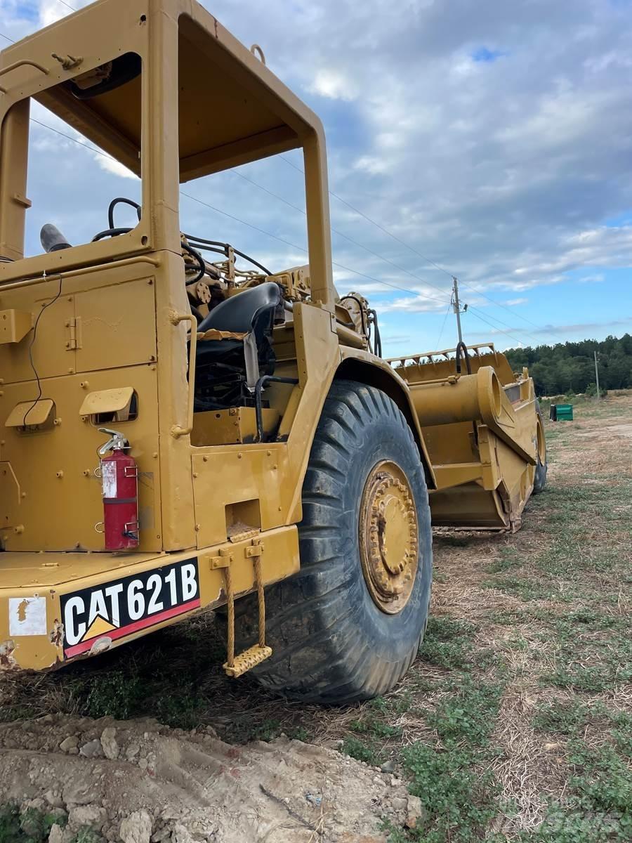 CAT 621B Αποξέστες δρόμων