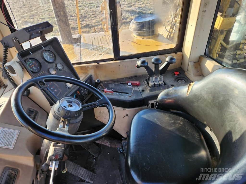 CAT 621F Αποξέστες δρόμων
