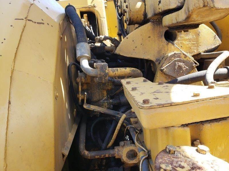 CAT 631D Αποξέστες δρόμων