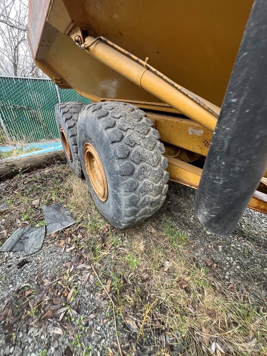 CAT 730 Σπαστό Dump Truck ADT
