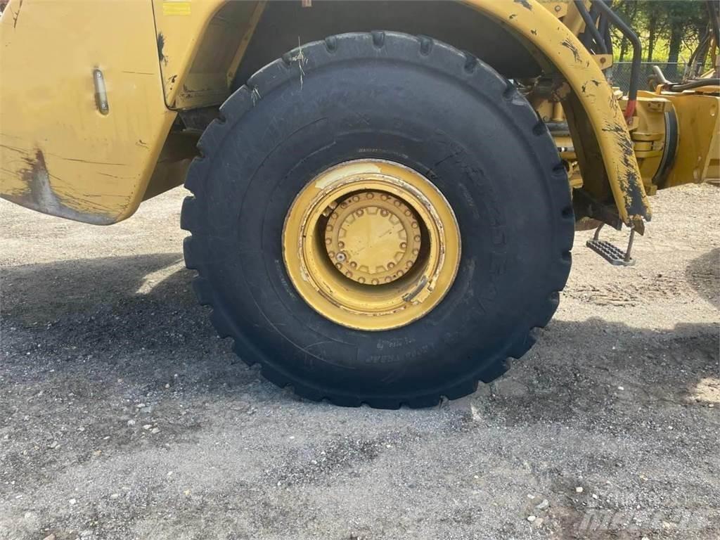 CAT 740 Σπαστό Dump Truck ADT