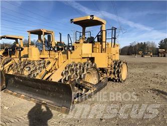 CAT 815B Κύλινδροι συμπίεσης εδάφους
