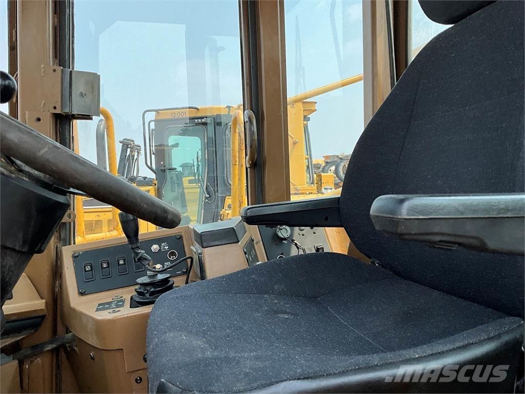 CAT 815F Κύλινδροι συμπίεσης εδάφους