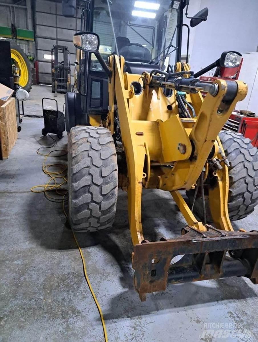 CAT 906H Φορτωτές με λάστιχα (Τροχοφόροι)
