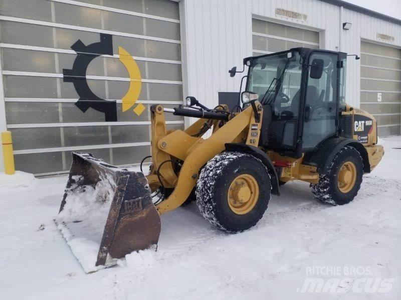 CAT 906M Φορτωτές με λάστιχα (Τροχοφόροι)