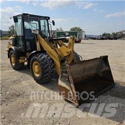 CAT 906M Φορτωτές με λάστιχα (Τροχοφόροι)