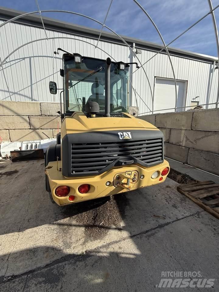 CAT 908M Φορτωτές με λάστιχα (Τροχοφόροι)