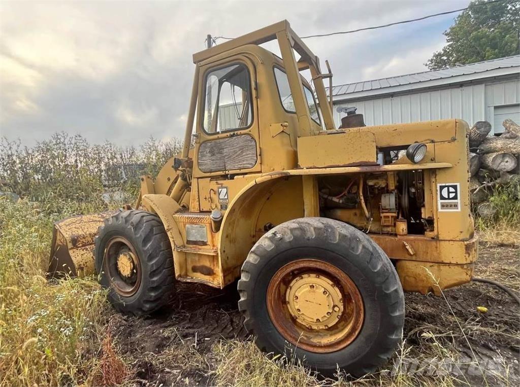 CAT 922B Φορτωτές με λάστιχα (Τροχοφόροι)