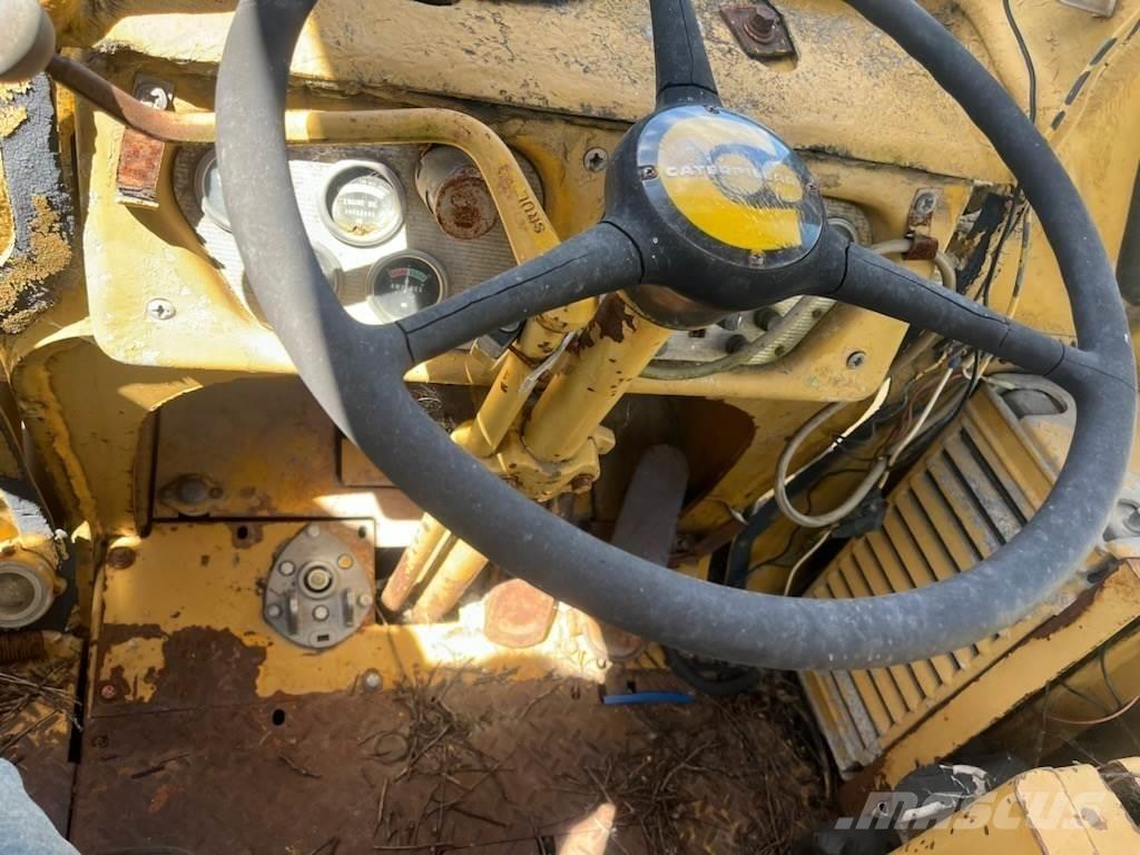 CAT 922B Φορτωτές με λάστιχα (Τροχοφόροι)