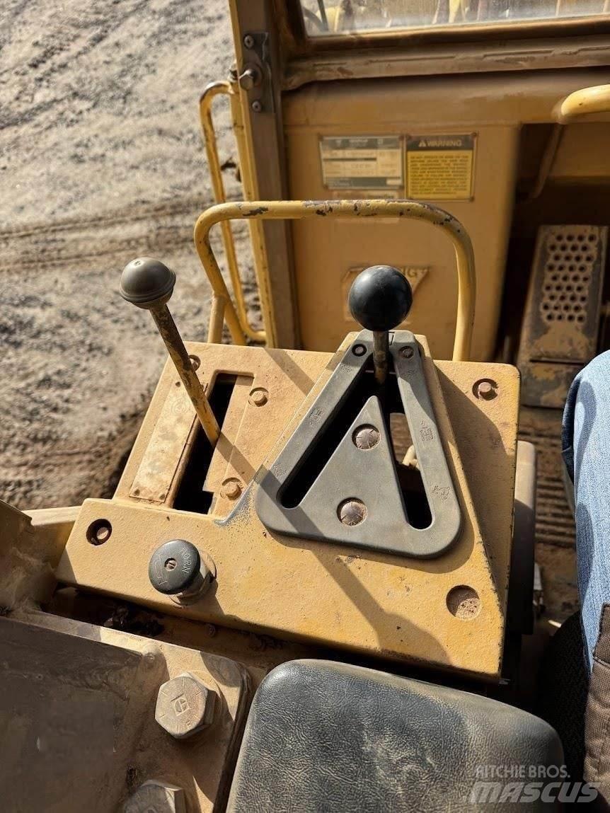 CAT 963 Φορτωτές με ερπύστριες