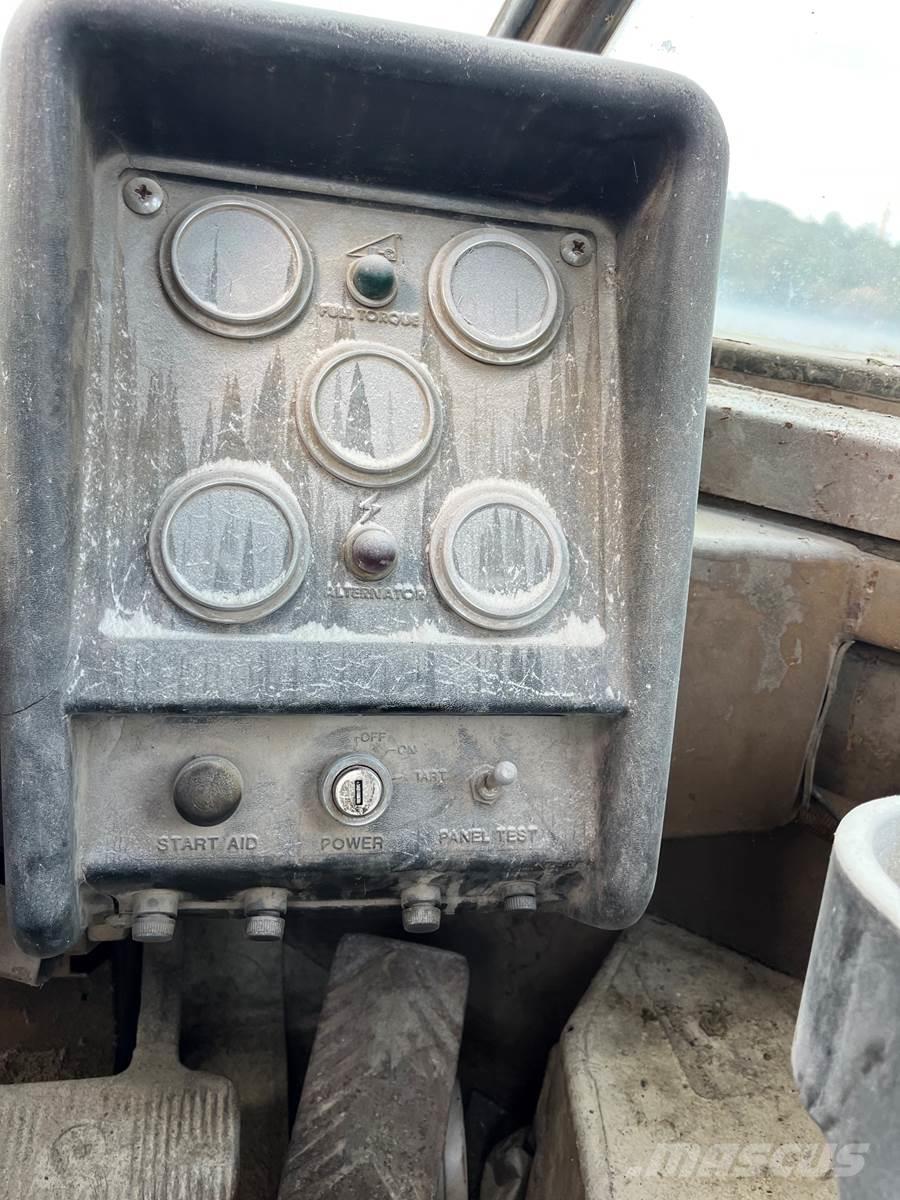 CAT 988B Φορτωτές με λάστιχα (Τροχοφόροι)