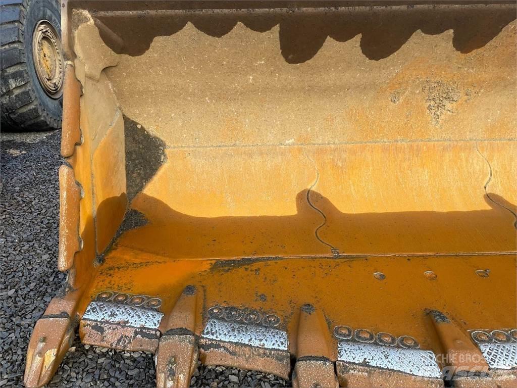 CAT 990 Φορτωτές με λάστιχα (Τροχοφόροι)