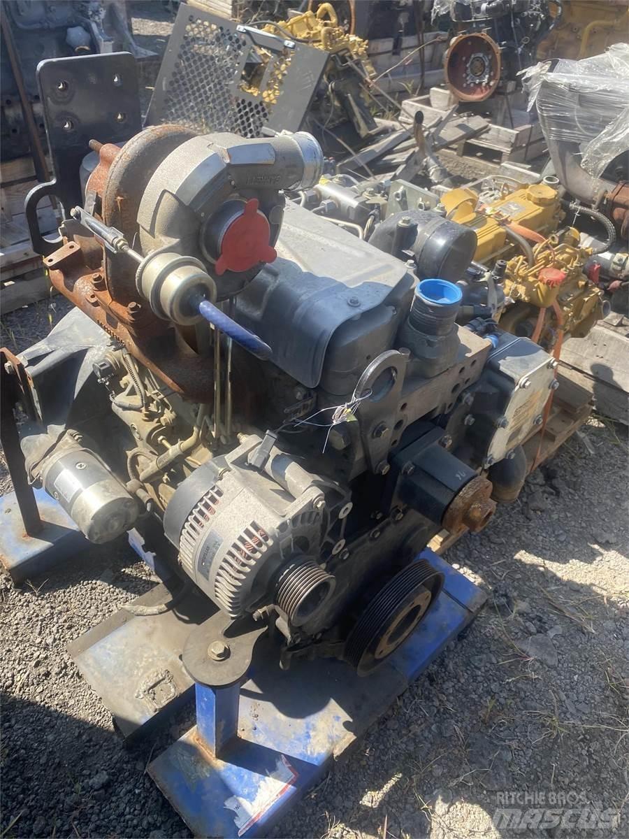 CAT C4.4 Κινητήρες