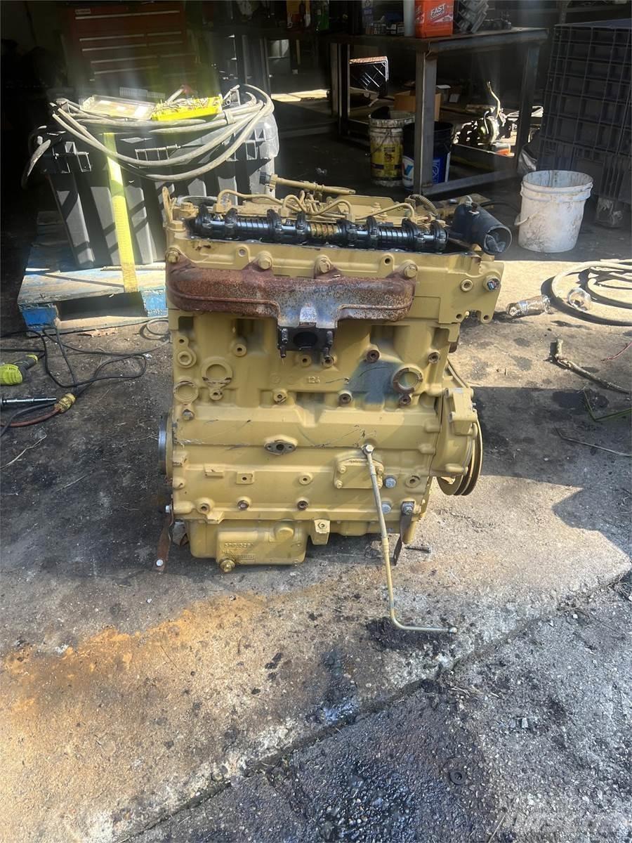 CAT C4.4 Κινητήρες