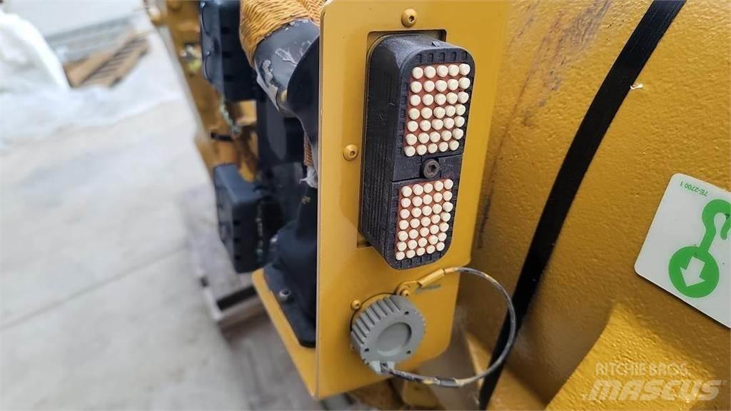 CAT CX48 Μετάδοση