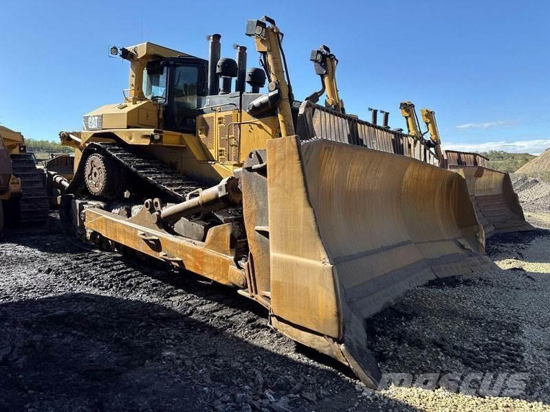 CAT D11T Μπουλντόζες με ερπύστριες