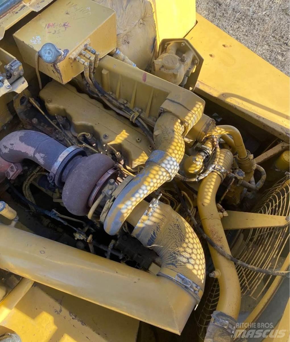 CAT D250B Σπαστό Dump Truck ADT