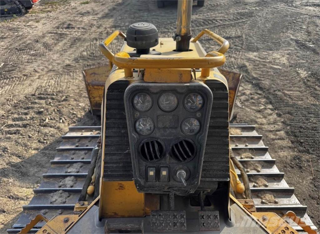 CAT D3G XL Μπουλντόζες με ερπύστριες