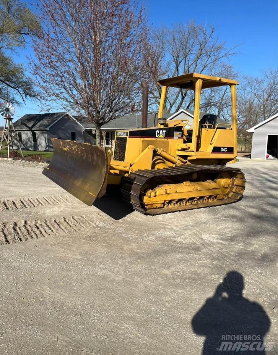 CAT D4C Μπουλντόζες με ερπύστριες