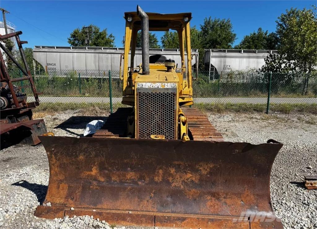 CAT D4C Μπουλντόζες με ερπύστριες