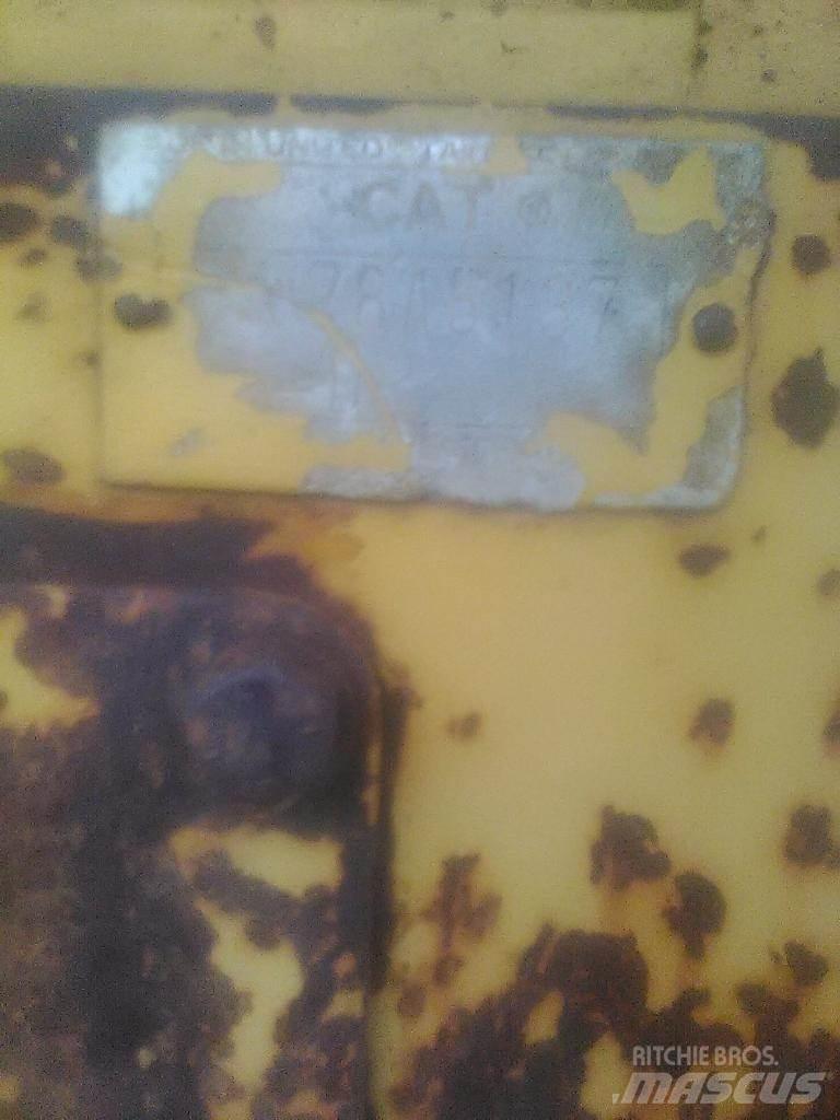 CAT D4D Μπουλντόζες με ερπύστριες