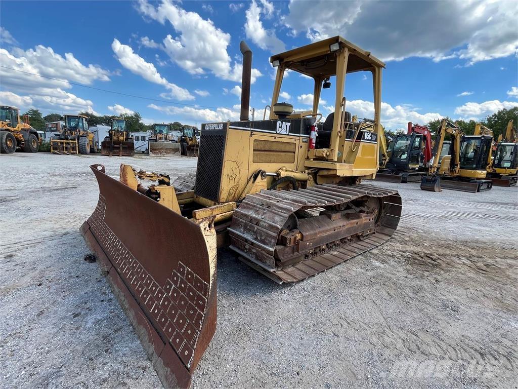 CAT D5C Μπουλντόζες με ερπύστριες