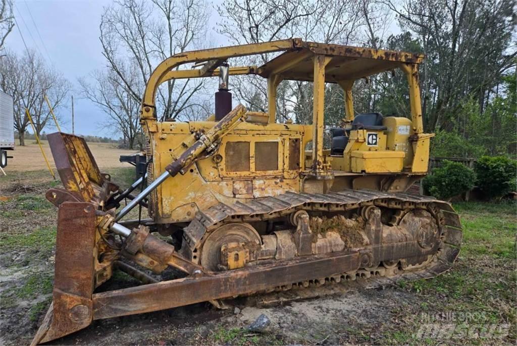 CAT D6C Μπουλντόζες με ερπύστριες