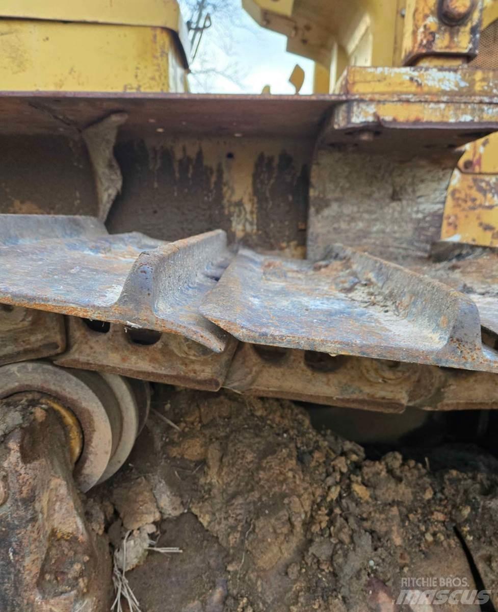 CAT D6C Μπουλντόζες με ερπύστριες