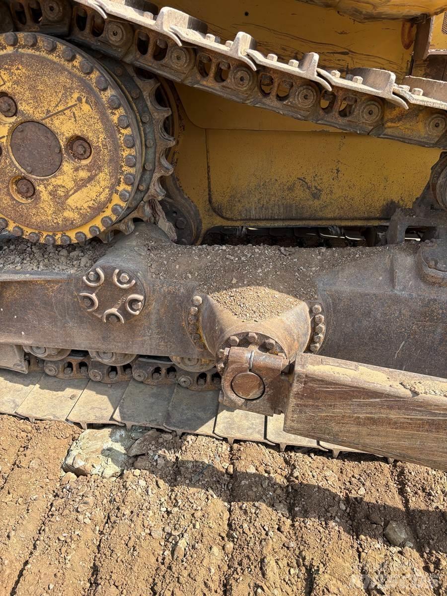CAT D6R Μπουλντόζες με ερπύστριες
