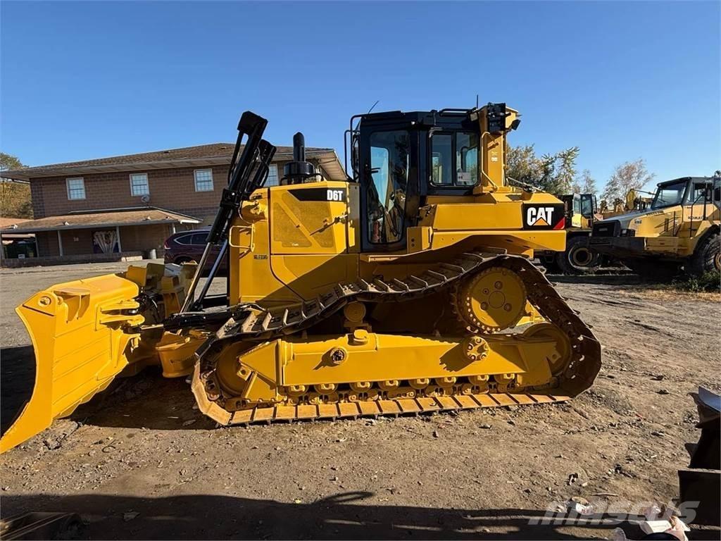 CAT D6T Μπουλντόζες με ερπύστριες