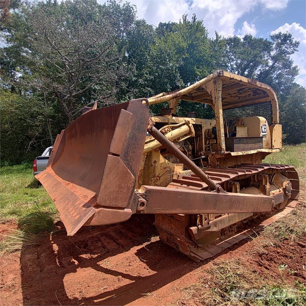 CAT D7E Μπουλντόζες με ερπύστριες