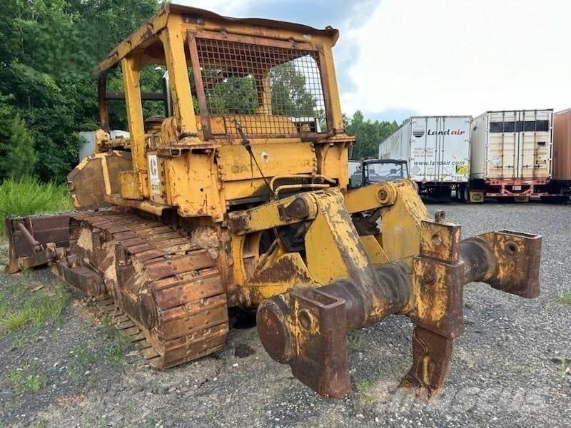 CAT D7F Μπουλντόζες με ερπύστριες