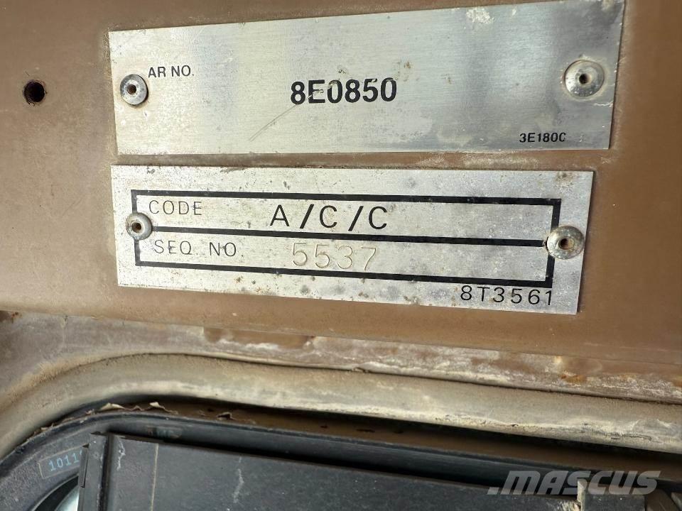 CAT D8N Μπουλντόζες με ερπύστριες