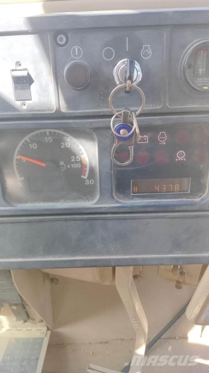 CAT D9R Μπουλντόζες με ερπύστριες
