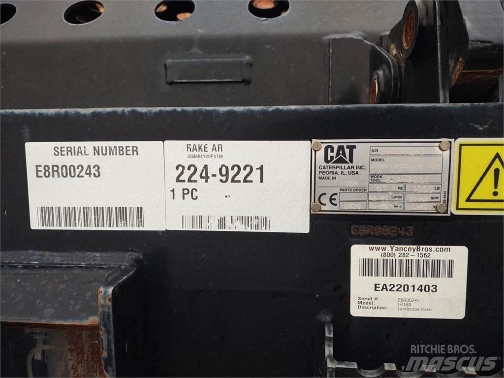 CAT LR18B Τσουγκράνες και χορτοξηραντικές μηχανές