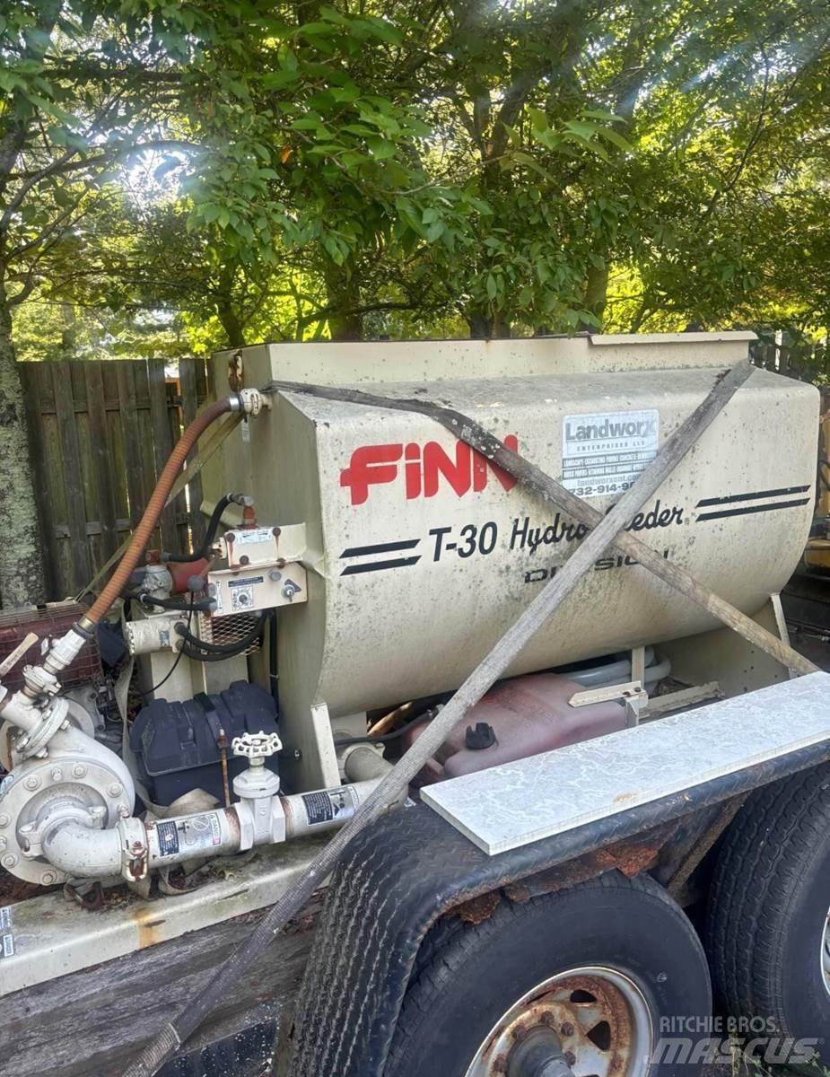 Finn T30 Χοάνες εισαγωγής, φυσητήρες και ανυψωτές