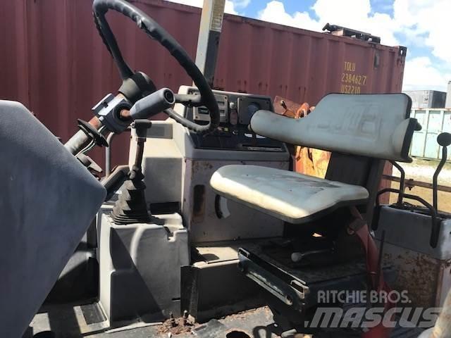 Ford 655D Εκσκαφείς Φορτωτές τύπου JCB