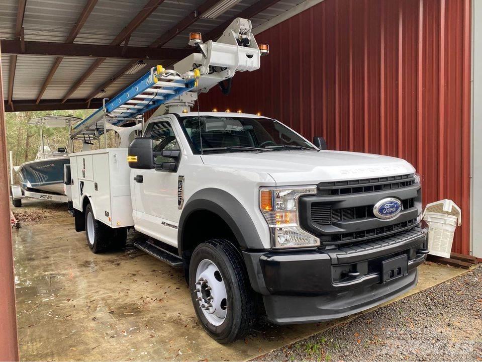 Ford F-450 Εναέριες πλατφόρμες τοποθετημένες σε φορτηγό