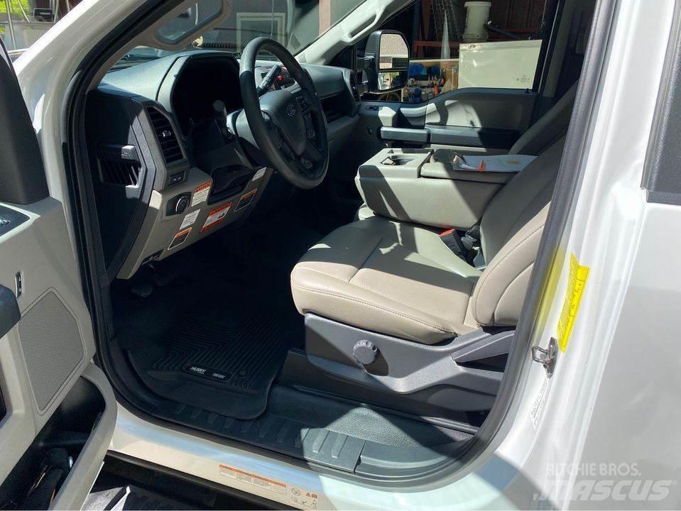Ford F-450 Εναέριες πλατφόρμες τοποθετημένες σε φορτηγό